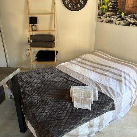 אנוניי Studio Confortable מראה חיצוני תמונה